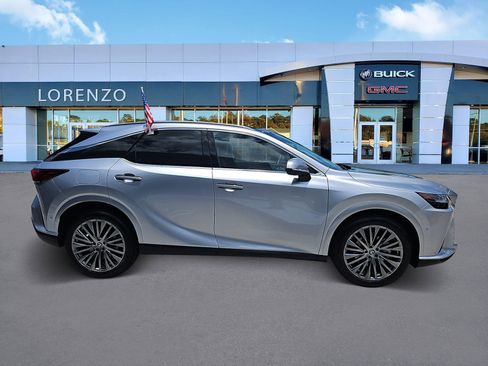 Used 2024 Lexus RX 450h AWD w/ Luxury Package image 4