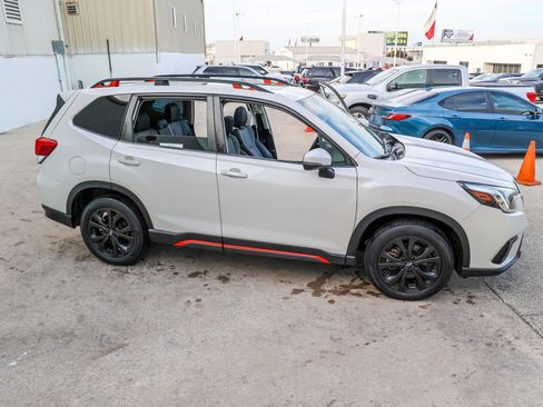 Used 2022 Subaru Forester Sport image 6