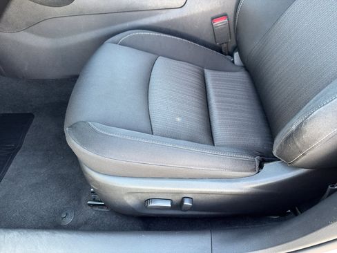 Used 2024 Nissan Altima 2.5 SV image 12