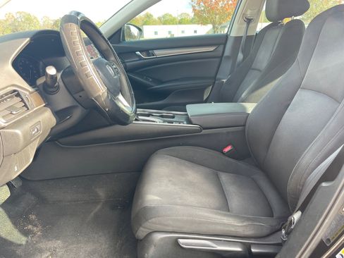 Used 2021 Honda Accord LX image 9