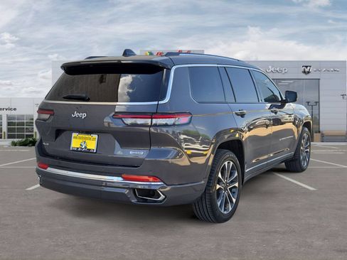Used 2023 Jeep Grand Cherokee L Overland AWD/4WD image 5