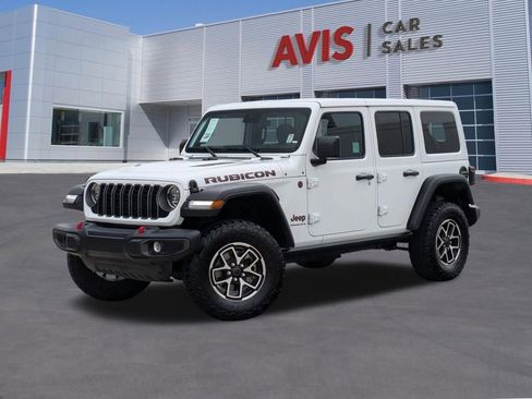 Used 2025 Jeep Wrangler Unlimited Rubicon w/ Convenience Group AWD/4WD image 1