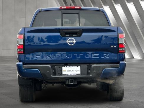 Used 2022 Nissan Frontier SV image 5