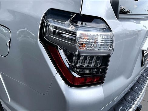 Used 2022 Toyota 4Runner TRD Sport RWD image 29