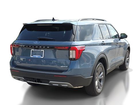 New 2026 Ford Explorer Active w/ Active Comfort Package AWD/4WD image 4
