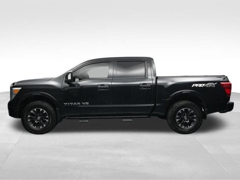 Used 2019 Nissan Titan PRO-4X w/ Pro-4x Convenience Package AWD/4WD image 2