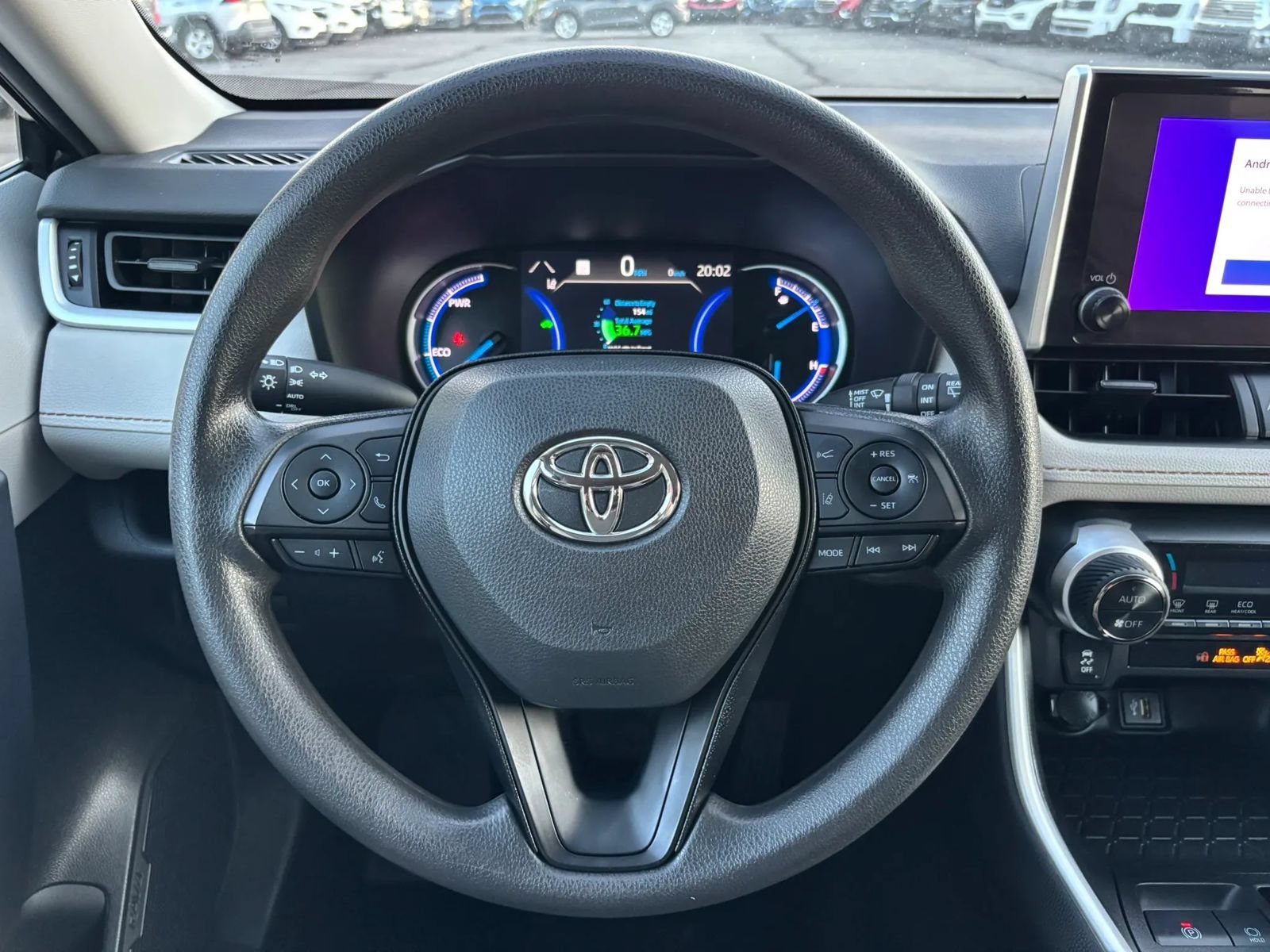 Used 2024 Toyota RAV4 XLE AWD/4WD image 14