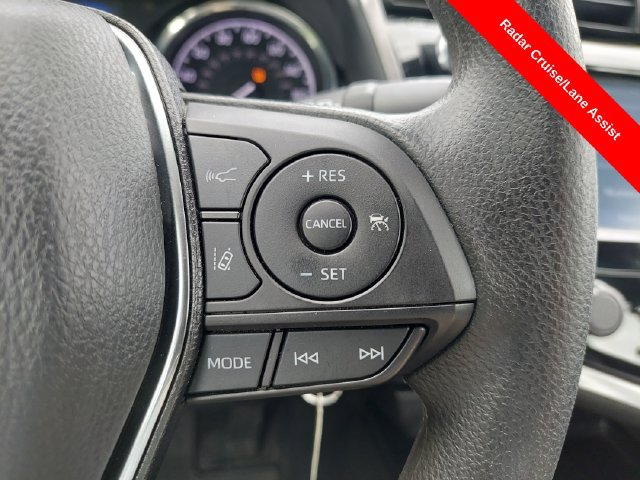 Used 2020 Toyota Camry LE FWD image 21