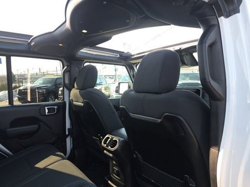 Used 2025 Jeep Wrangler Unlimited Rubicon 4xe w/ Safety Group image 47