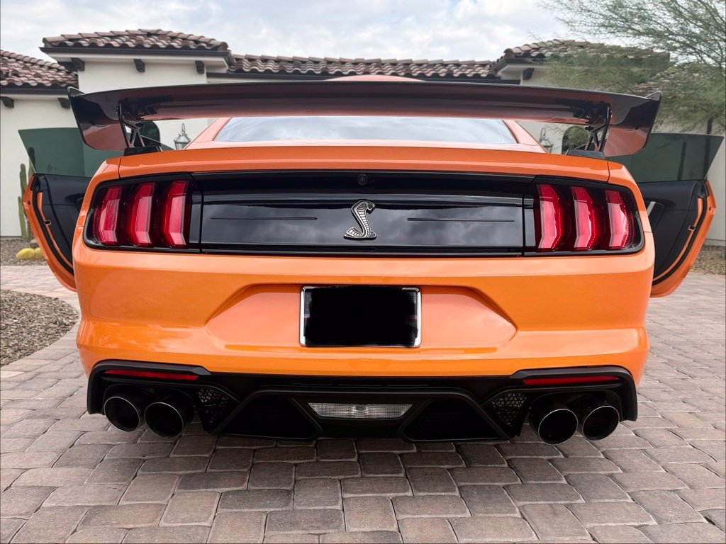 Used 2020 Ford Mustang Shelby GT500 w/ Carbon Fiber Track Pack RWD image 17