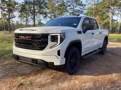 New 2026 GMC Sierra 1500 Pro w/ Graphite Edition