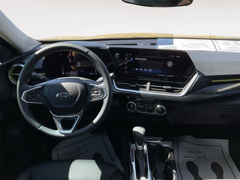 Used 2025 Chevrolet Trax ACTIV w/ Driver Confidence Package image 13