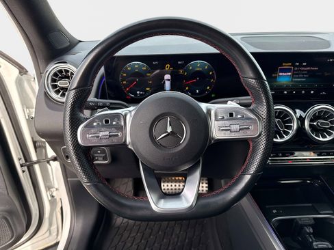 Used 2023 Mercedes-Benz GLB 250 GLB 250 image 28