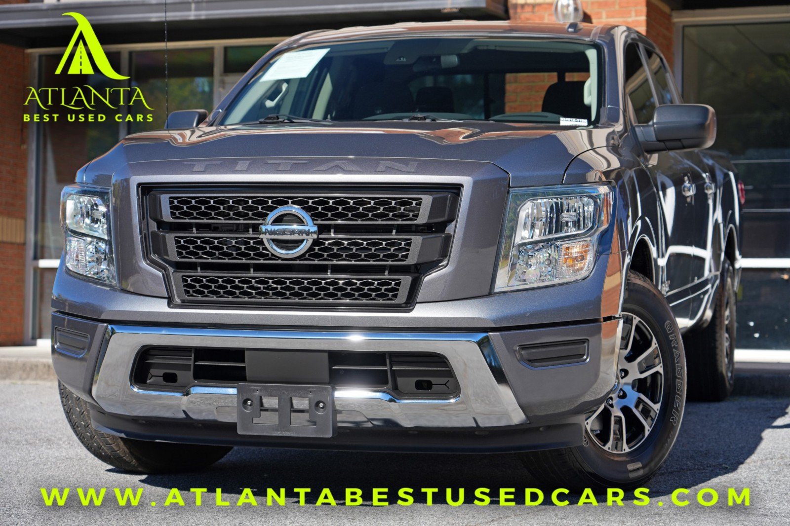 Used 2021 Nissan Titan SV RWD image 1