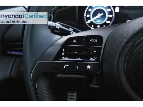 Certified 2025 Hyundai Elantra SEL FWD image 16