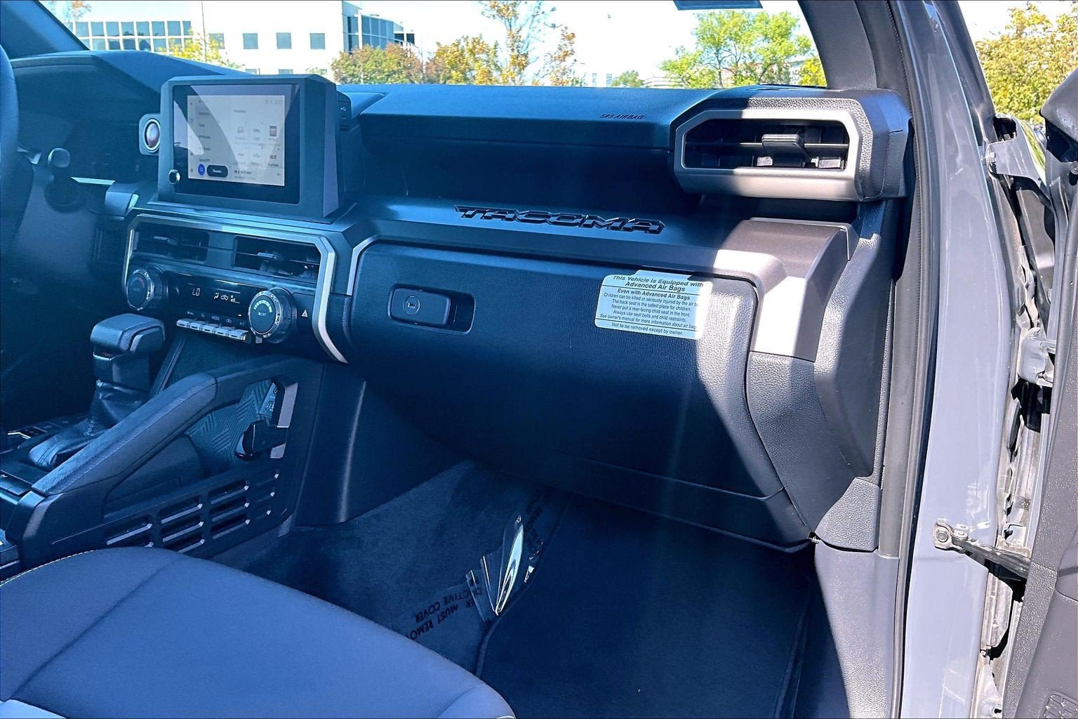 Used 2026 Toyota Tacoma TRD Off-Road AWD/4WD image 15