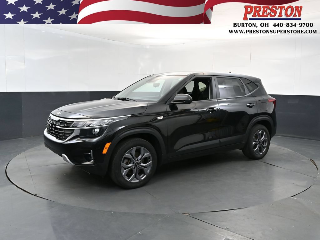 Certified 2024 Kia Seltos LX AWD/4WD image 1