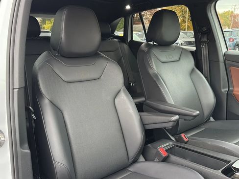 Used 2021 Volkswagen ID.4 Pro S image 22