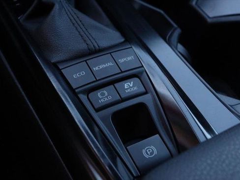 Certified 2025 Toyota Camry LE image 18