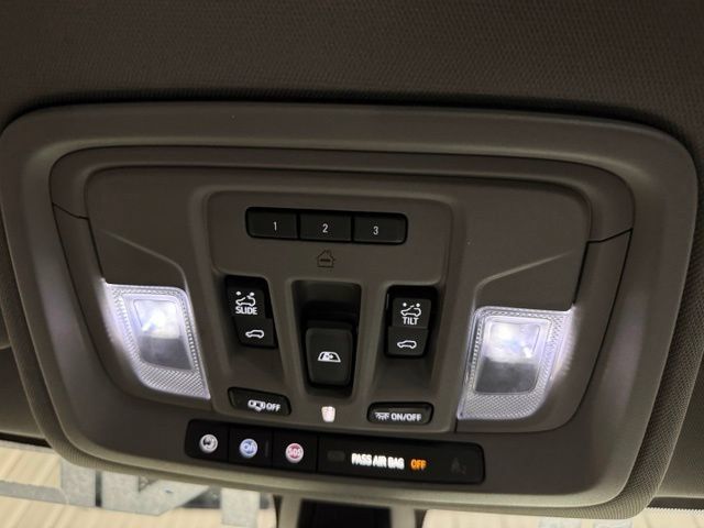 Used 2019 GMC Sierra 1500 SLT w/ SLT Premium Package AWD/4WD image 45