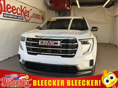 Used 2025 GMC Acadia Elevation