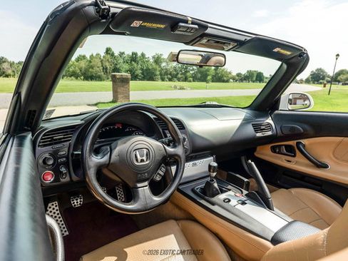 Used 2004 Honda S2000 image 34
