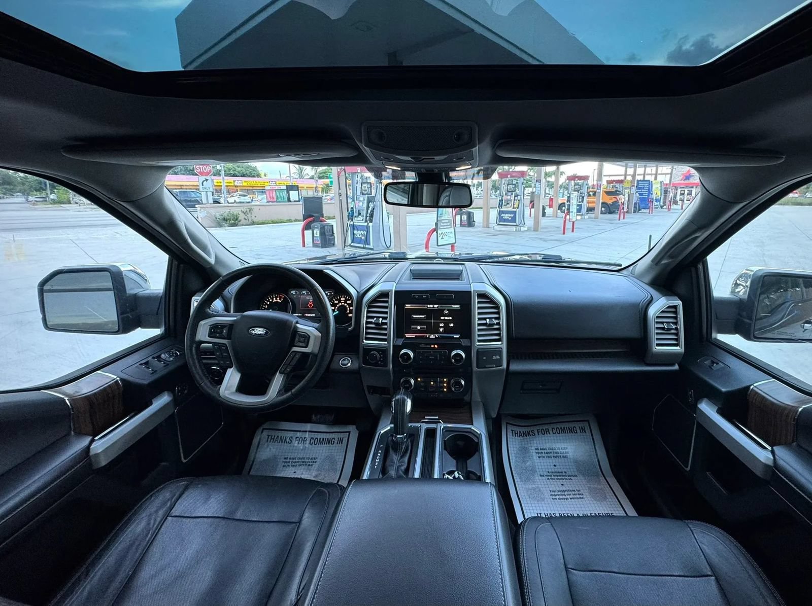 Used 2015 Ford F150 Lariat w/ Equipment Group 502A Luxury AWD/4WD image 18