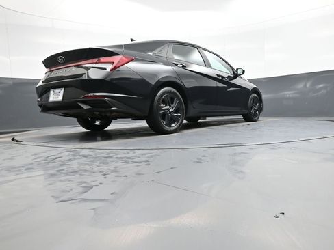 Certified 2023 Hyundai Elantra SEL w/ Cargo Package image 29
