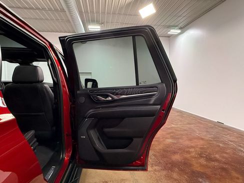 Used 2023 GMC Yukon Denali AWD/4WD image 64