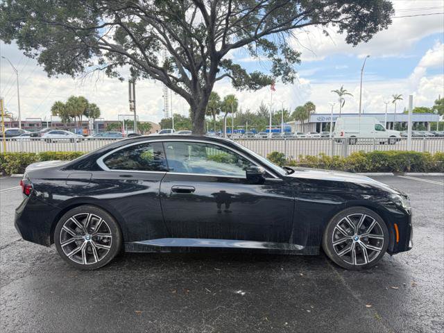 Used 2022 BMW 230i Coupe w/ Convenience Package RWD image 11