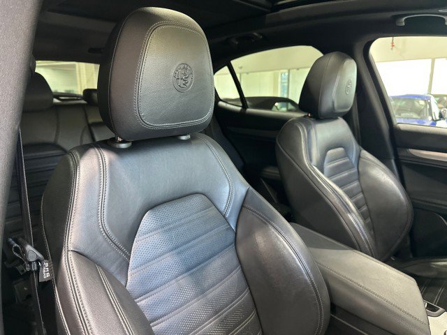 Used 2018 Alfa Romeo Stelvio Ti Sport AWD/4WD image 53
