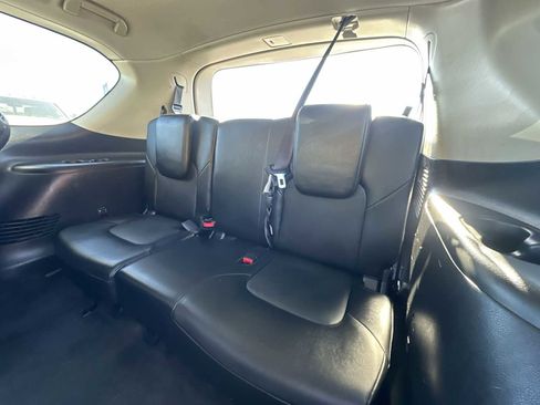 Used 2021 Nissan Armada SV image 24