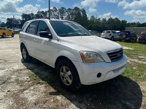 Used 2008 Kia Sorento 2WD image 4