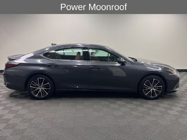 Certified 2024 Lexus ES 300h w/ Premium Package FWD image 4