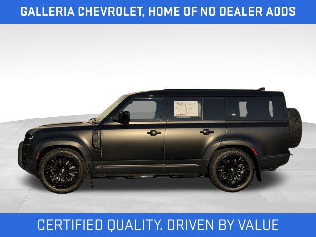 Used 2023 Land Rover Defender 130 SE AWD/4WD image 4