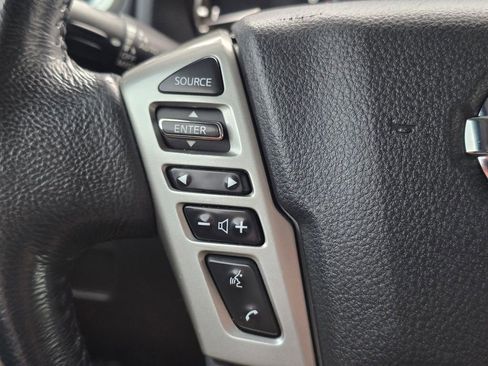 Used 2021 Nissan Titan SV w/ SV Convenience Package AWD/4WD image 34