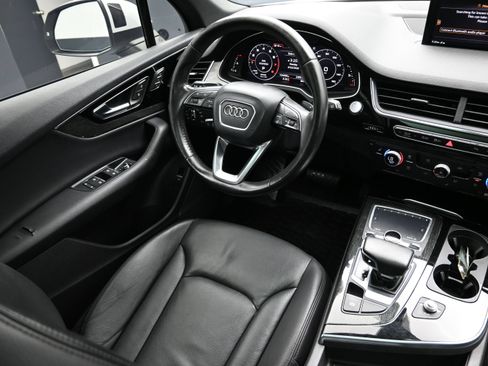 Used 2017 Audi Q7 3.0T Premium Plus w/ Premium Plus Package AWD/4WD image 24
