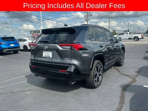Used 2025 Toyota RAV4 XSE w/ Weather Package AWD/4WD image 5