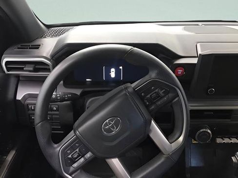 Certified 2025 Toyota 4Runner TRD Off-Road AWD/4WD image 13