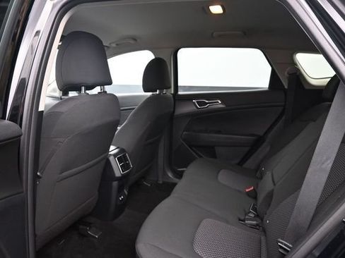 Used 2026 Kia Sportage LX FWD image 15