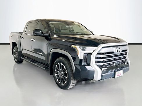 Used 2024 Toyota Tundra Limited w/ Power Package AWD/4WD image 3