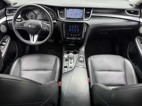 Used 2019 INFINITI QX50 Essential w/ Premium Heat Package FWD image 10