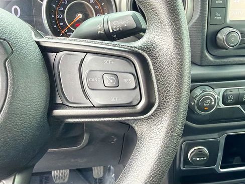 Used 2019 Jeep Wrangler Unlimited Sport AWD/4WD image 36
