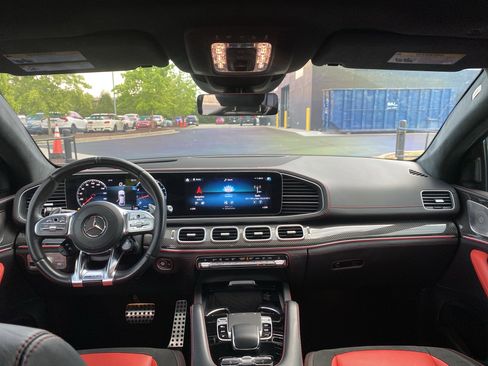 Used 2023 Mercedes-Benz GLE 63 AMG S image 46