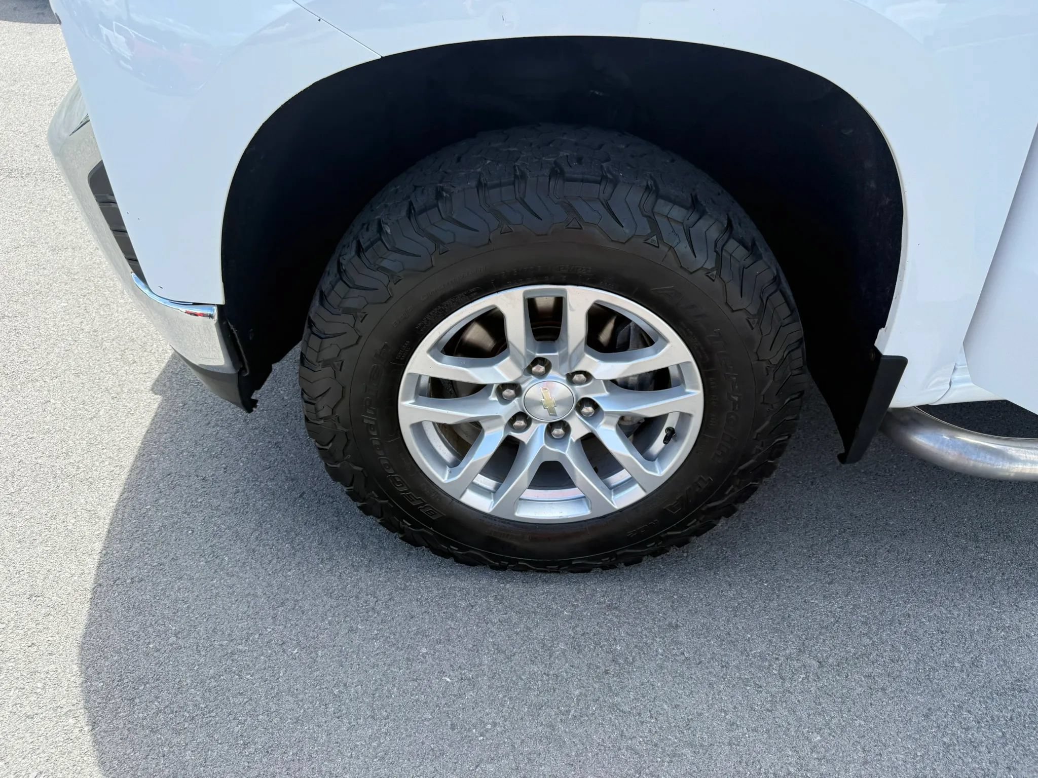 Used 2020 Chevrolet Silverado 1500 LT w/ Z71 Off-Road Package AWD/4WD image 20