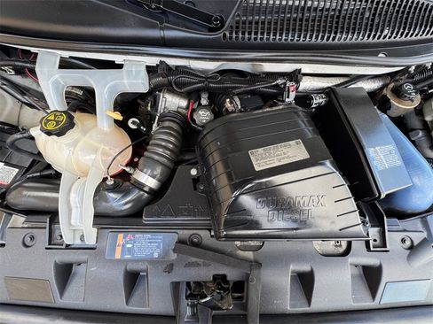 Used 2015 Chevrolet Express 3500 w/ Shuttle Bus Package image 9