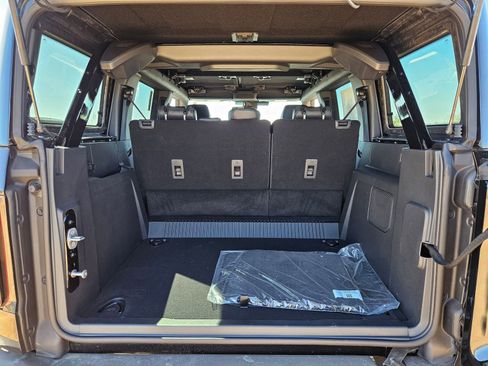 New 2025 Ford Bronco Outer Banks AWD/4WD image 7