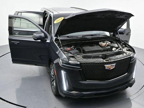 Certified 2024 Cadillac Escalade Sport Platinum image 49