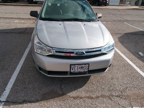 Used 2009 Ford Focus S image 12