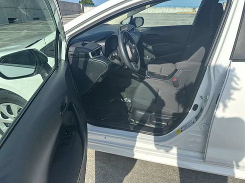 Used 2024 Toyota Corolla LE FWD image 22